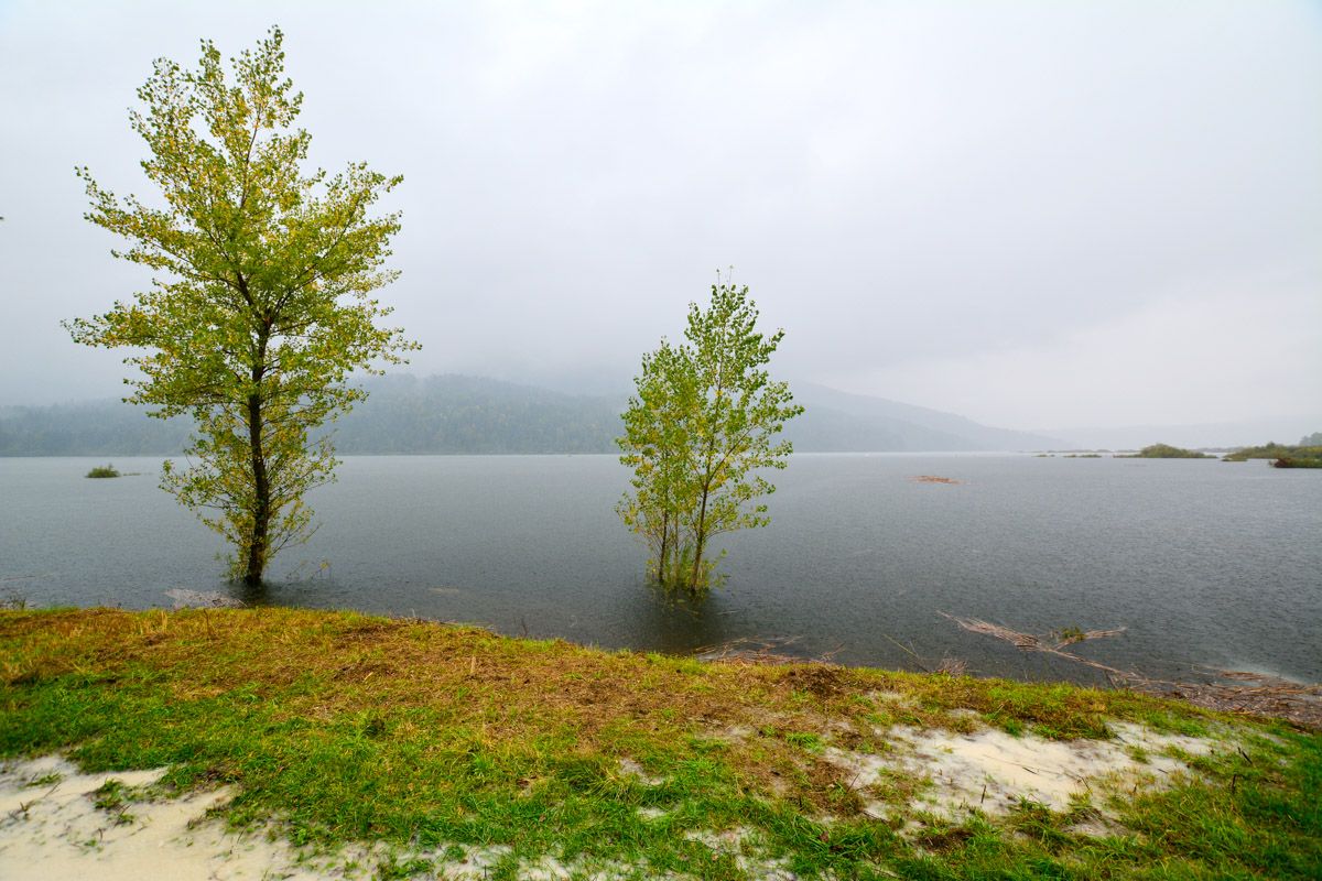 Zirknitzer See mit Hochwasser
