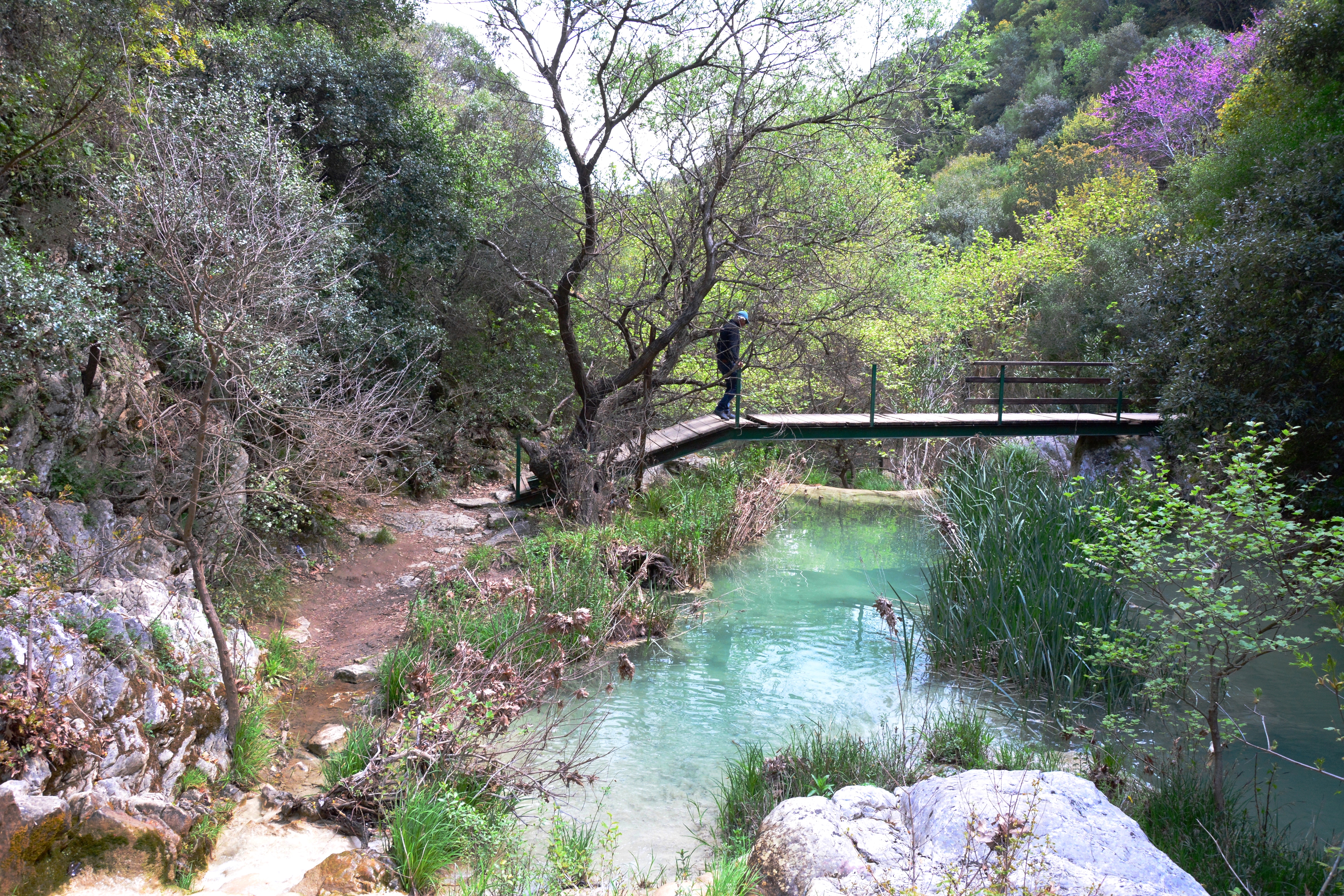 Polylimnio Wasserfälle